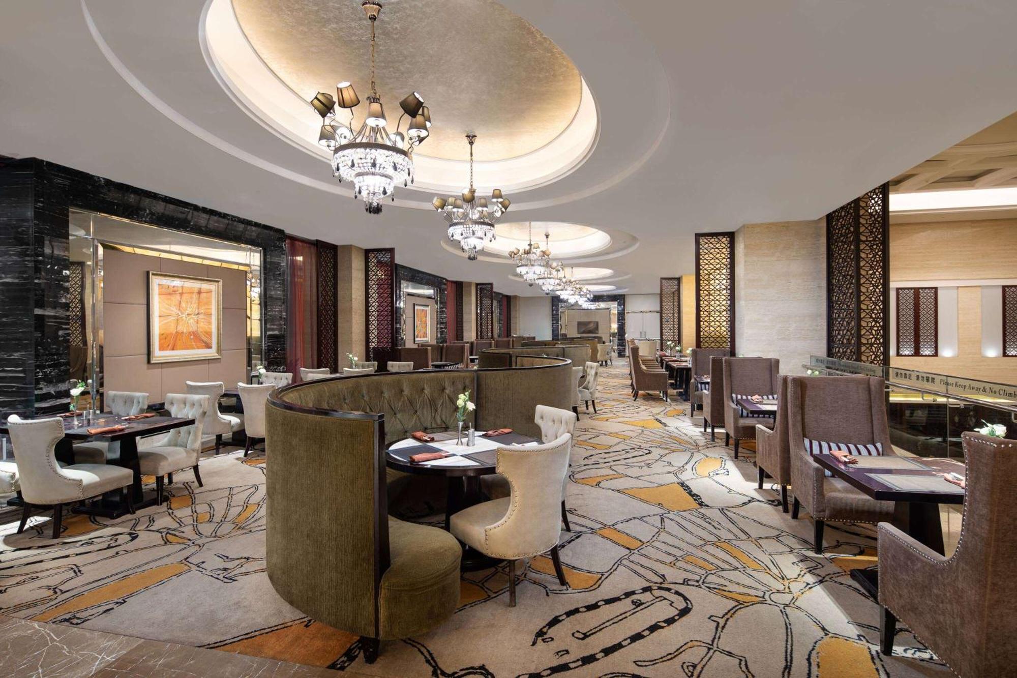 Hotel Wyndham Xinyang Downtown Esterno foto